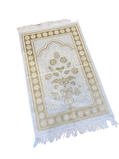 Shiny Prayer Rug ORIENT Pattern