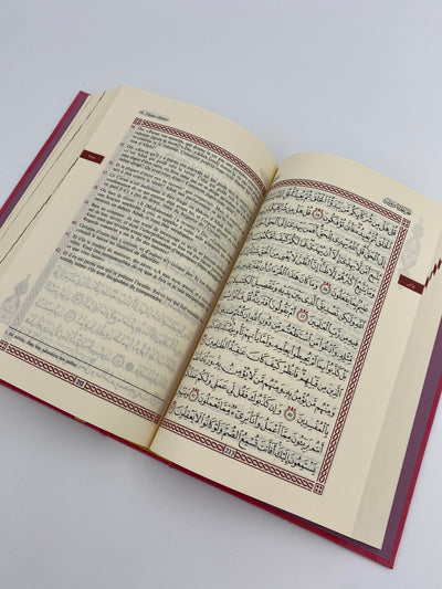 Der Edle Koran und die französische Übersetzung seiner Bedeutungen Corail