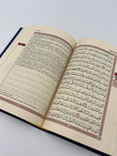 Der Edle Koran und die französische Übersetzung seiner Bedeutungen Bleu nuit